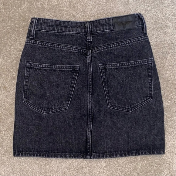 ASOS Weekday Denim Mini Skirt Size XS (UK 34) - Picture 3 of 4